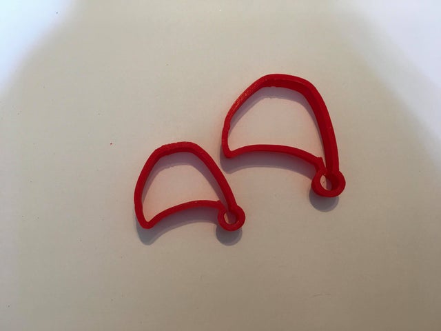 # 12 Seasonal Santa Hat