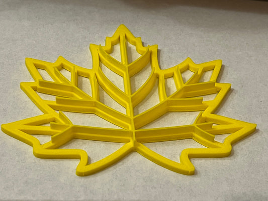 Maple Leaf Imprint Dish Cutter